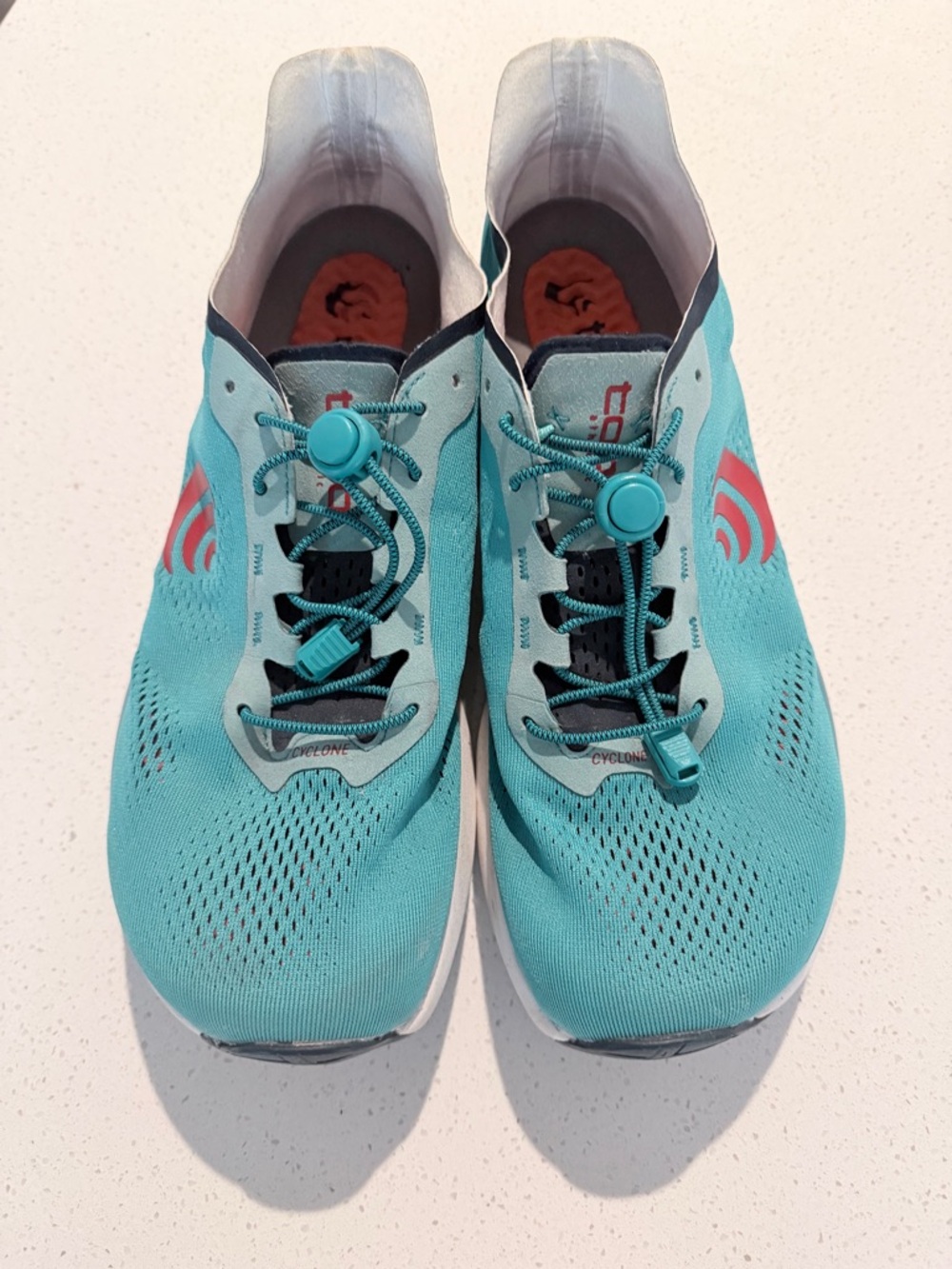 Men’s Topo Athletic Cyclone Running Shoes Turquoise Size 11.5